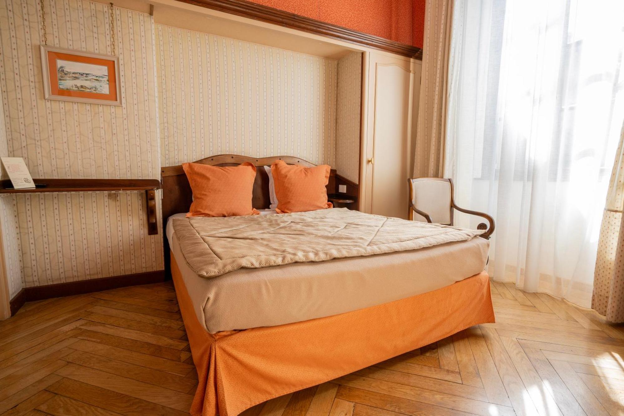 Cit'Hotel Sphinx - Hotel Montélimar Buitenkant foto
